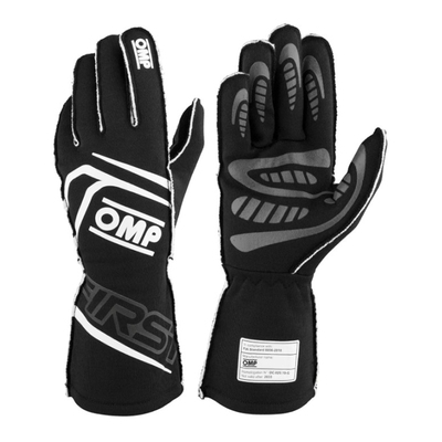 Guantes de primera carrera OMP en color negro aprobados por la FIA 8856-2018