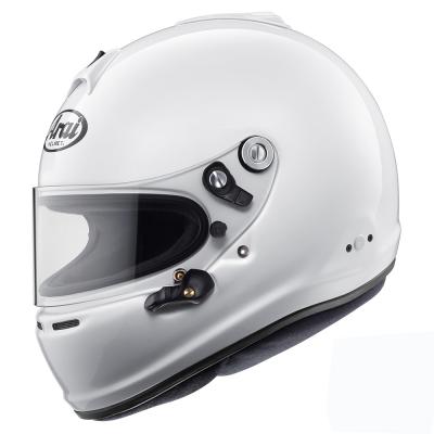 Casco de automovilismo sale